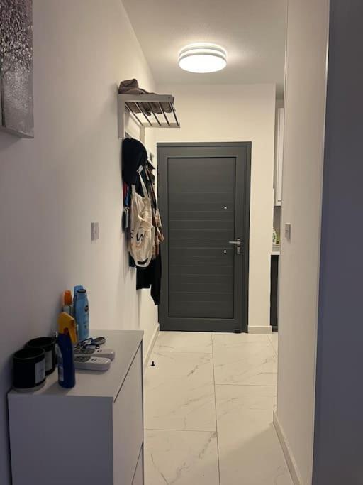 Seaview, 1 Bedroom Apt With A Pool Limisso Esterno foto